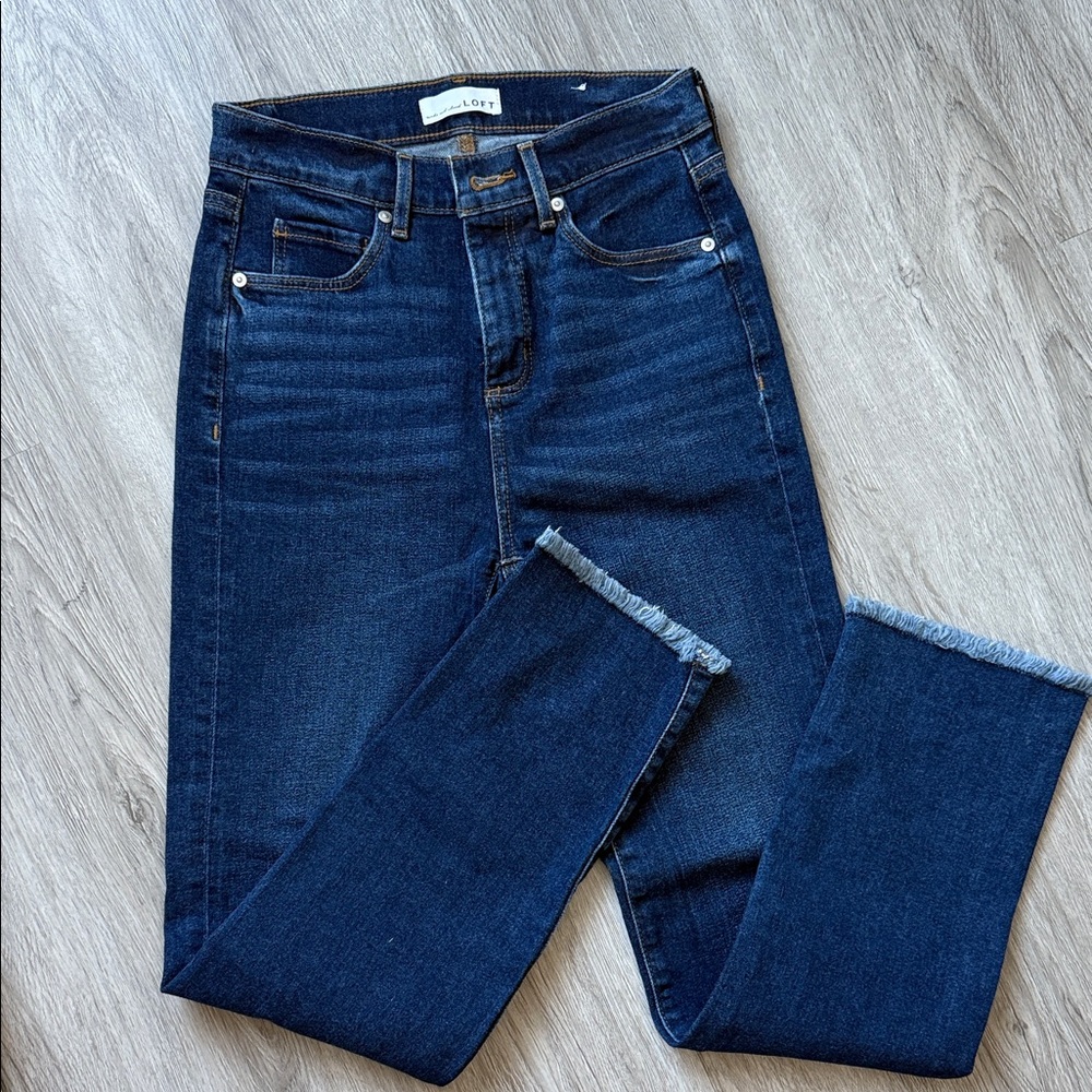 LOFT High Waist Straight Ankle Jeans size 25